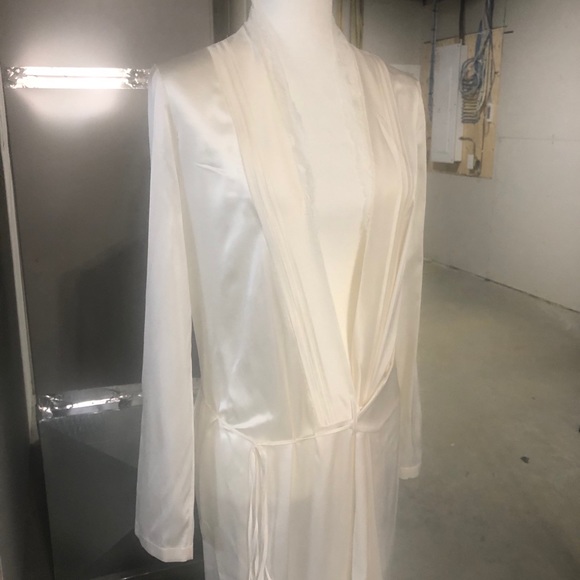 La Perla silk dressing gown - Picture 2 of 10